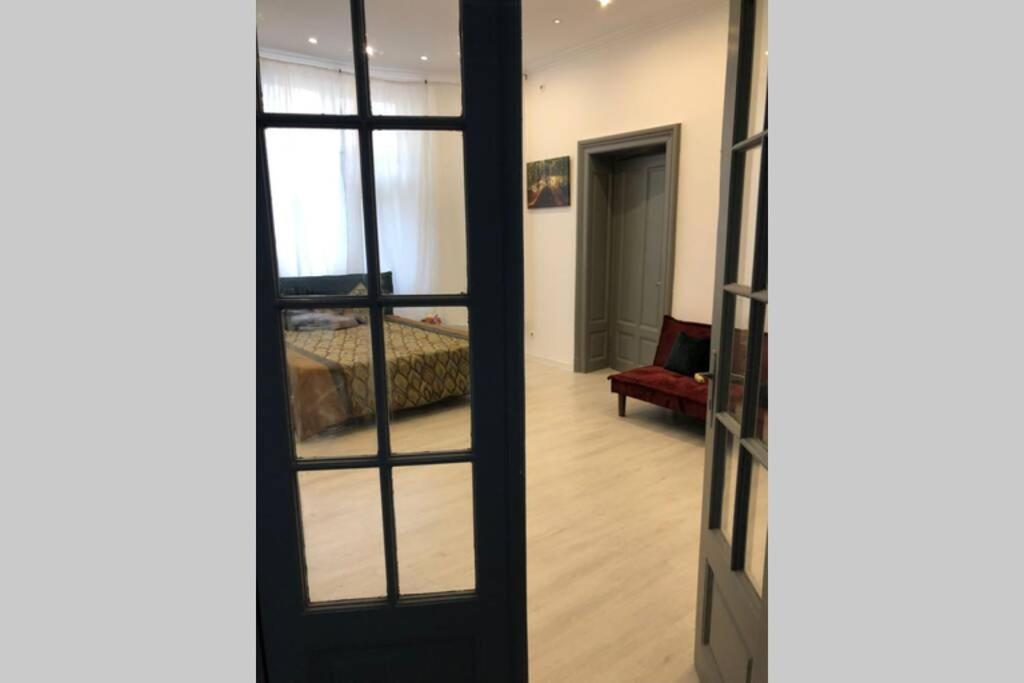 Apartmán Outstanding 3Br Ultracentral Cityview Balcony Aaa Bukurešť Exteriér fotografie