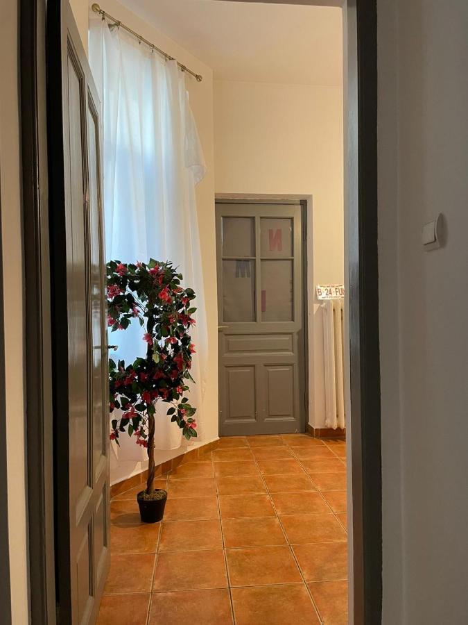 Apartmán Outstanding 3Br Ultracentral Cityview Balcony Aaa Bukurešť Exteriér fotografie