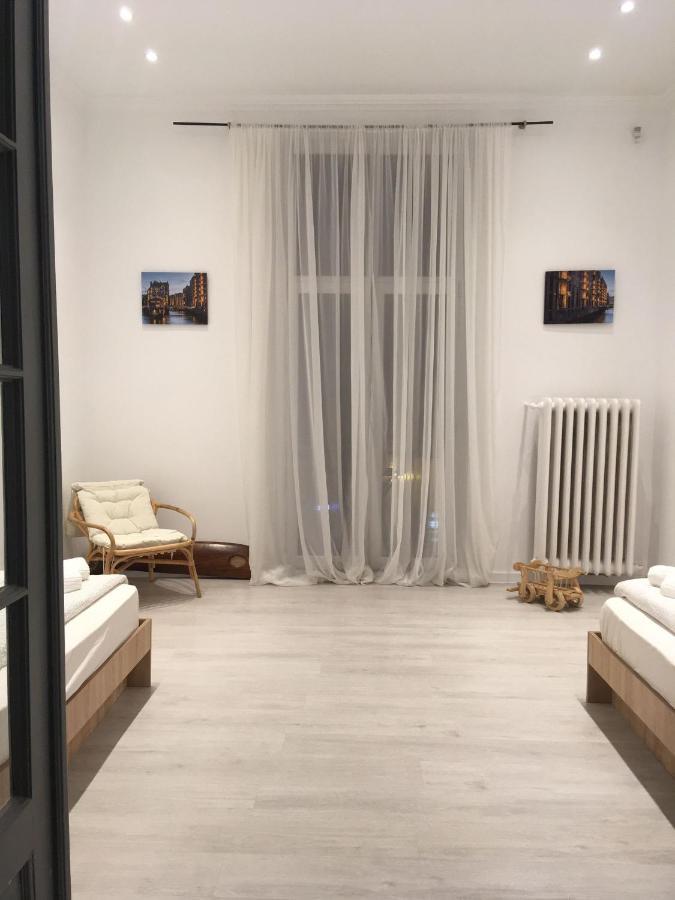 Apartmán Outstanding 3Br Ultracentral Cityview Balcony Aaa Bukurešť Exteriér fotografie