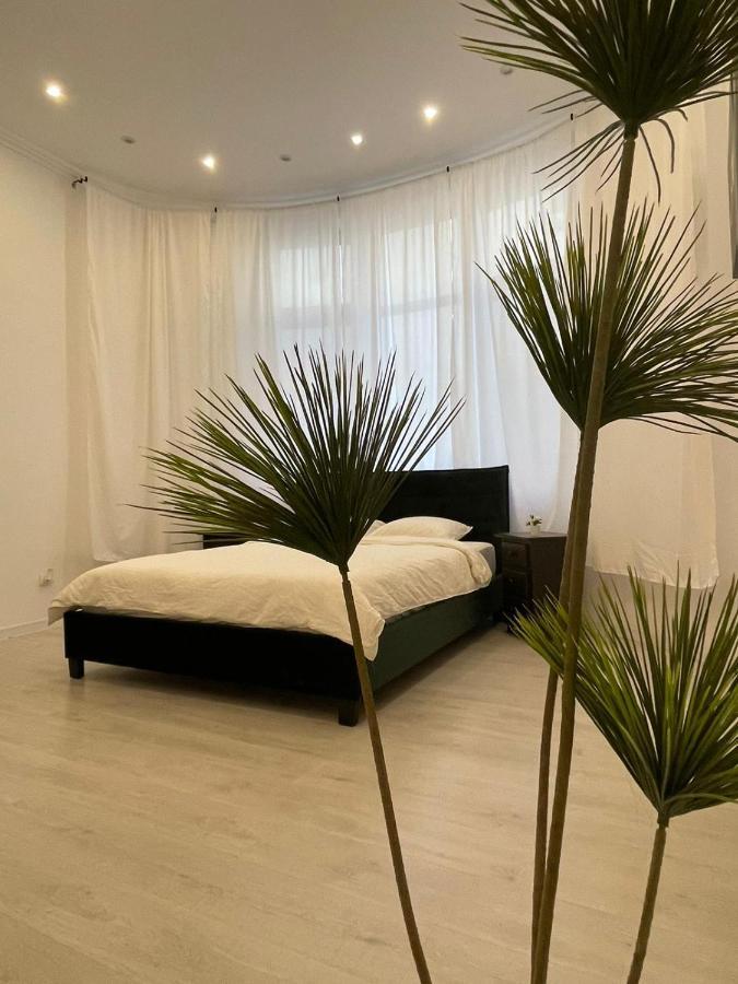 Apartmán Outstanding 3Br Ultracentral Cityview Balcony Aaa Bukurešť Exteriér fotografie
